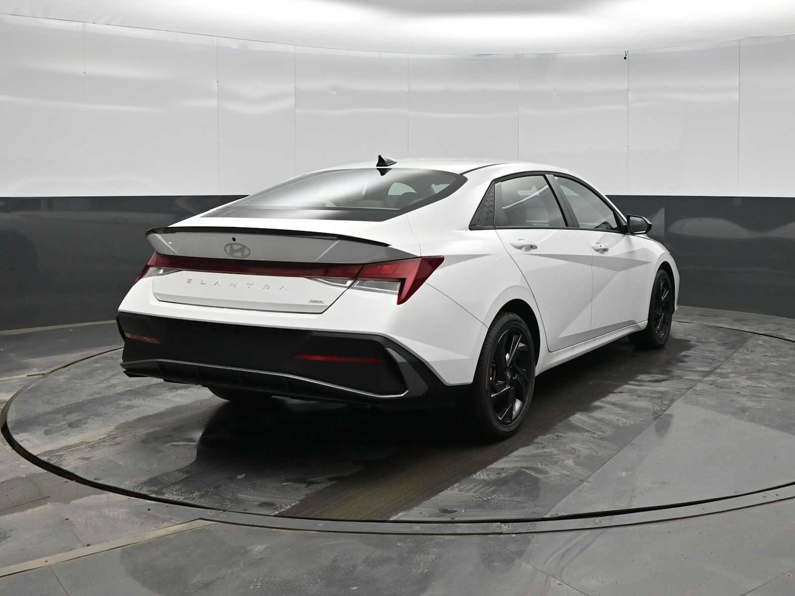 New 2026 Hyundai Elantra Sport image 7