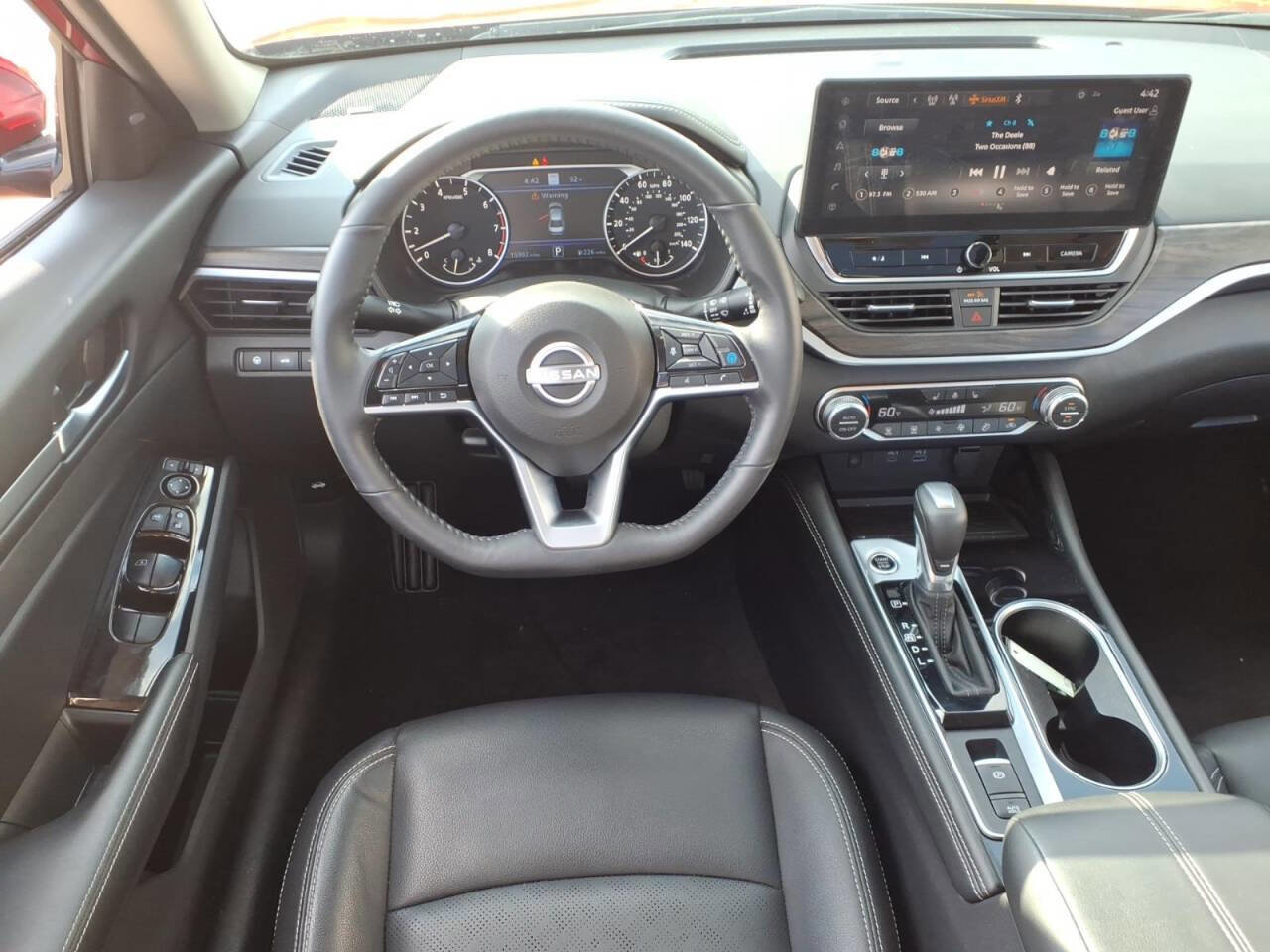 Used 2025 Nissan Altima 2.5 SL image 11