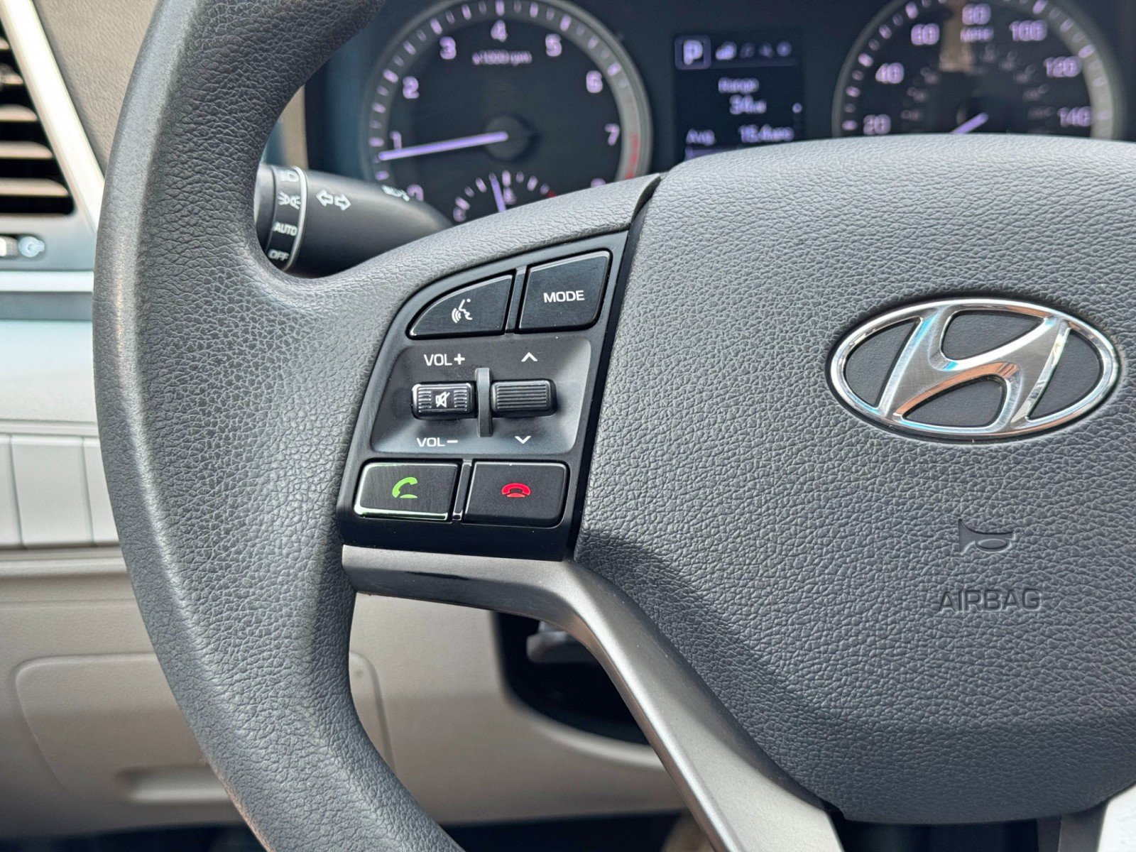 Used 2018 Hyundai Tucson SE image 20