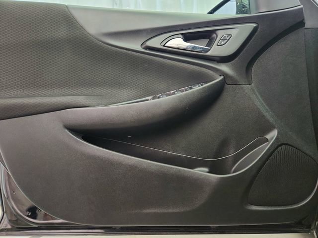 Used 2021 Chevrolet Malibu LT FWD image 17
