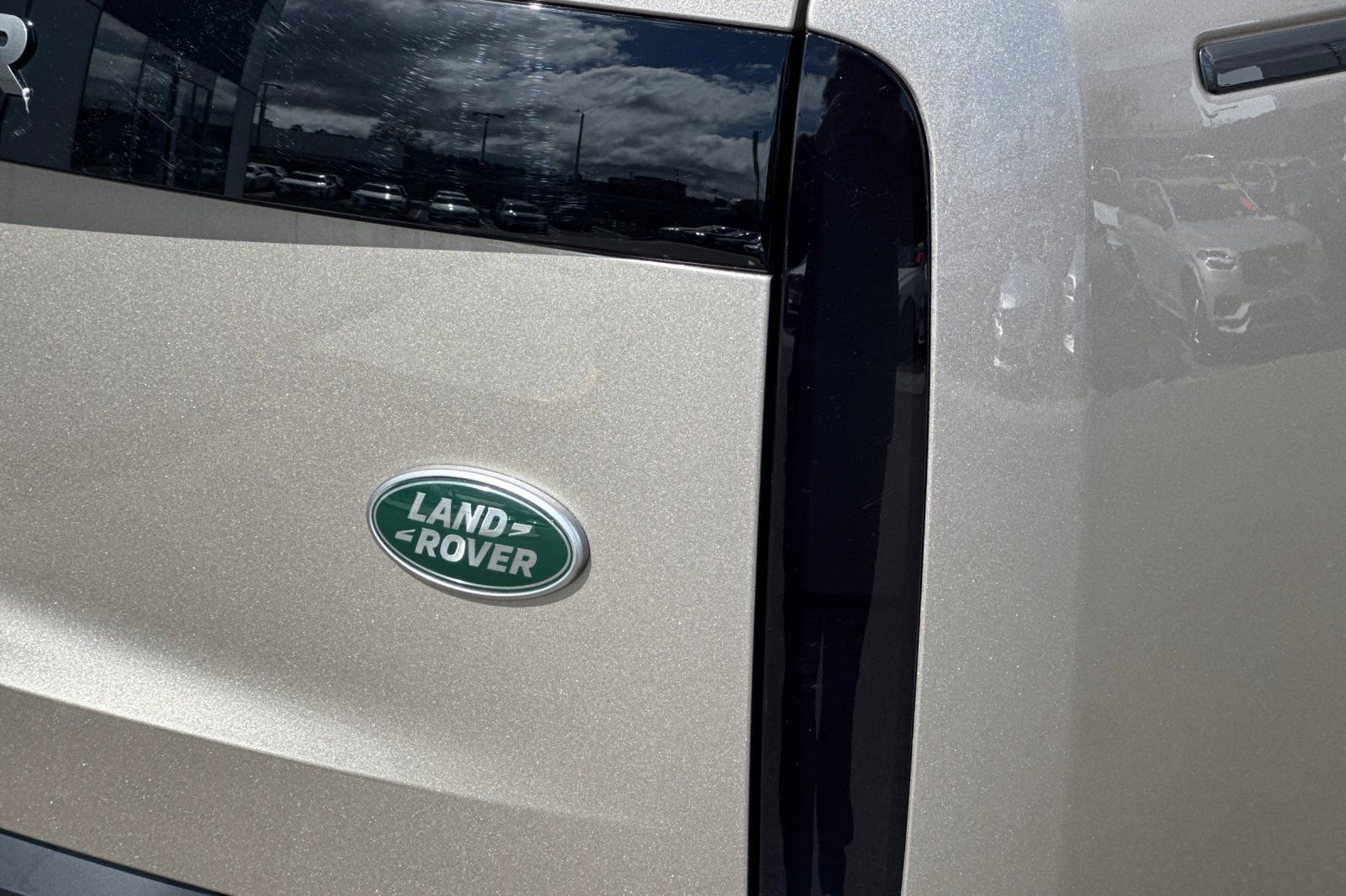 Used 2023 Land Rover Range Rover Autobiography image 34