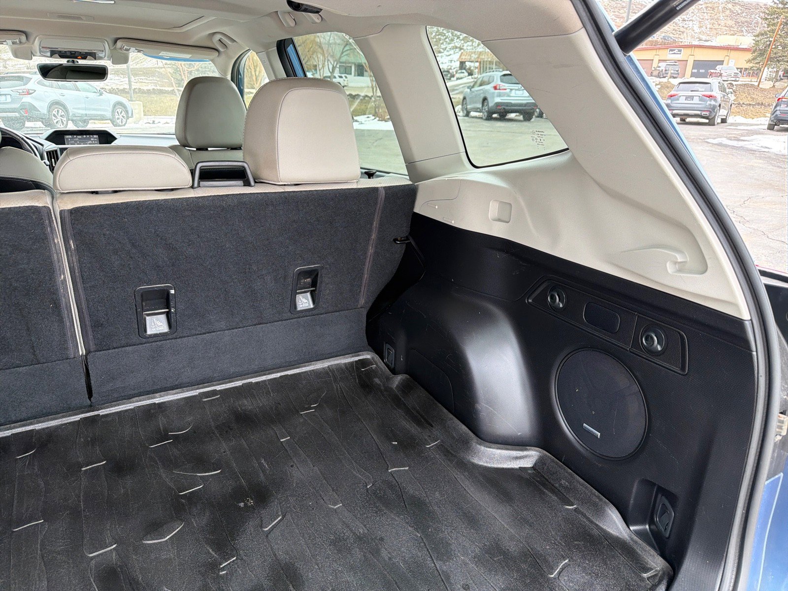 Used 2020 Subaru Forester Limited image 32