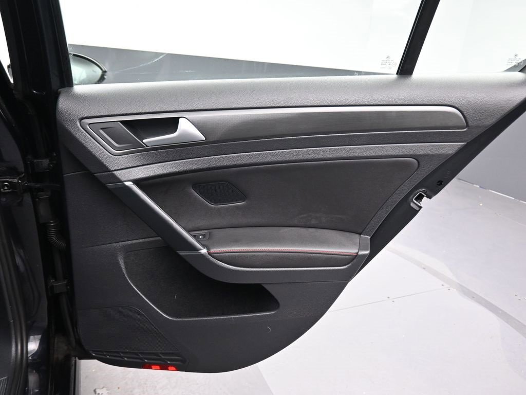 Used 2021 Volkswagen GTI Autobahn image 37