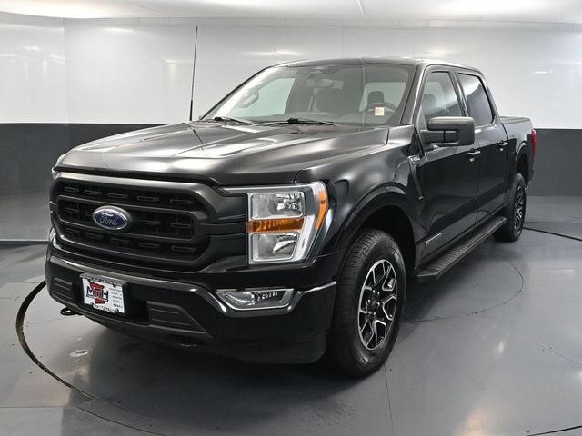 Used 2022 Ford F150 XLT w/ Equipment Group 301A Mid AWD/4WD image 9