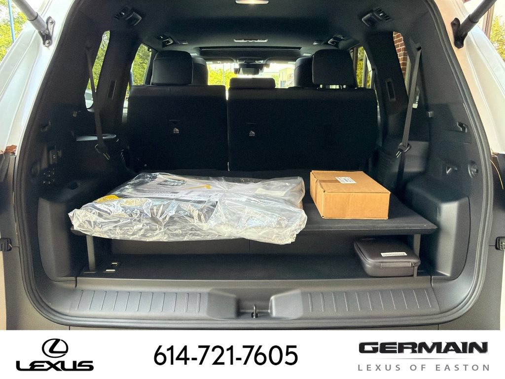 New 2026 Lexus LX 700h Luxury w/ Appearance Package AWD/4WD image 10