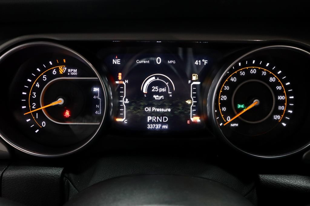 Used 2021 Jeep Wrangler Unlimited Sahara image 28