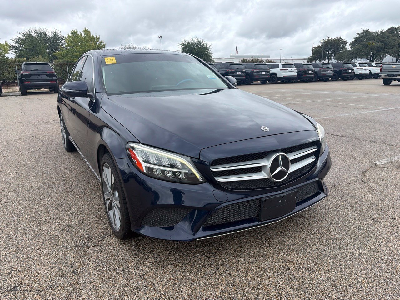 Used 2021 Mercedes-Benz C 300 4MATIC Sedan image 3