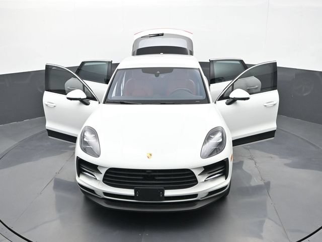 Certified 2021 Porsche Macan S AWD/4WD image 31