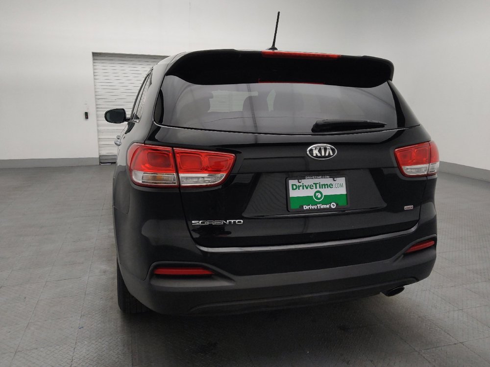 Used 2017 Kia Sorento L image 6