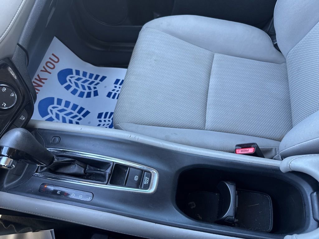 Used 2016 Honda HR-V LX image 28