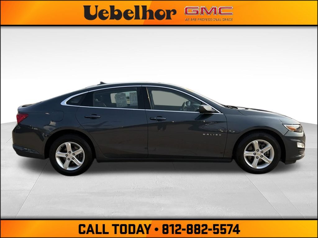 Used 2021 Chevrolet Malibu LS w/ Driver Confidence Package II FWD image 3