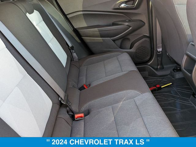 Certified 2024 Chevrolet Trax LS w/ LS Convenience Package image 33