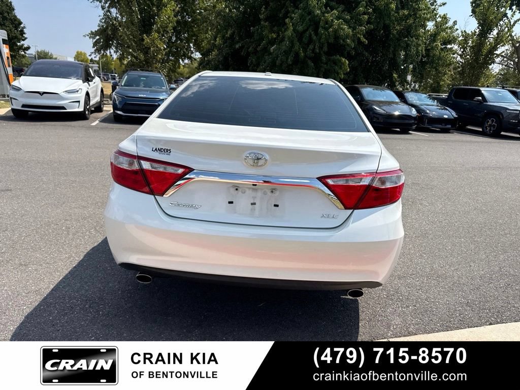 Used 2015 Toyota Camry XLE FWD image 7