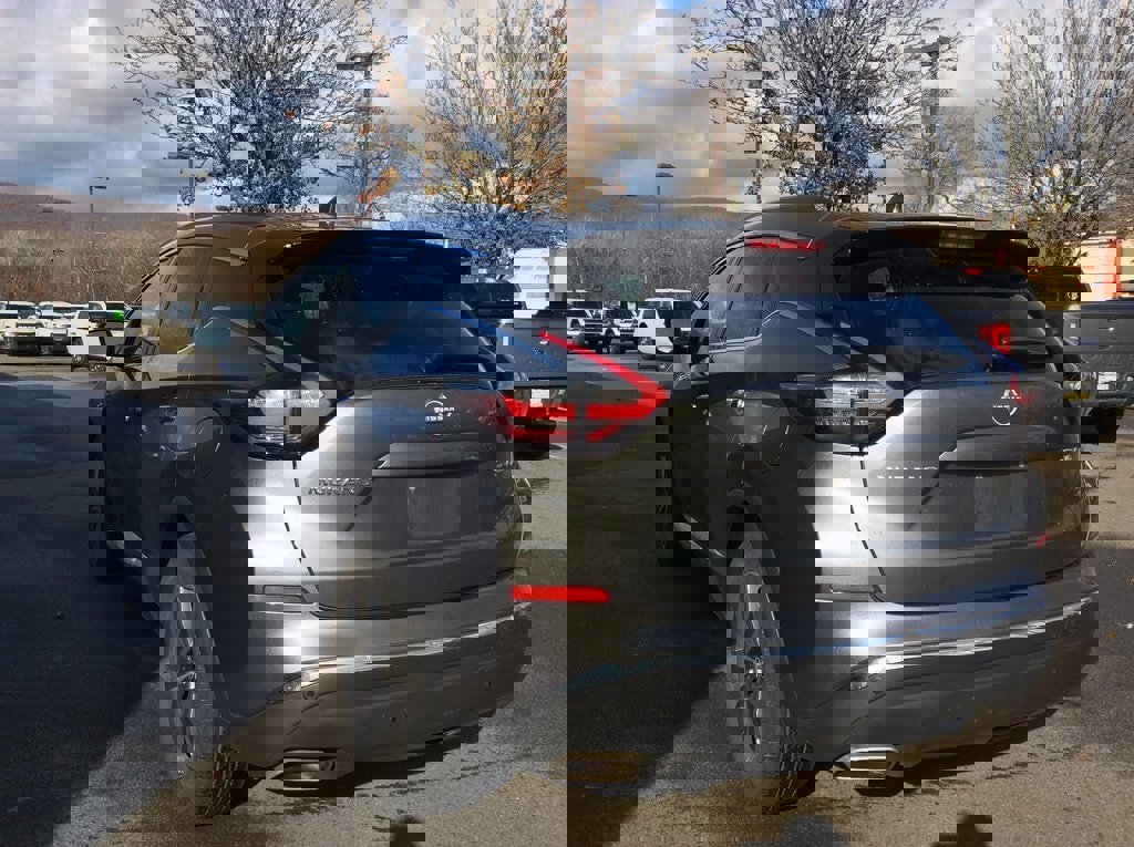 Used 2023 Nissan Murano SV image 8