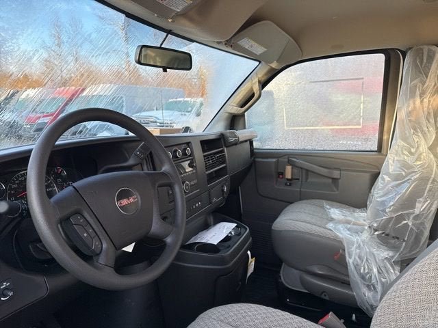 New 2025 GMC Savana 3500 w/ Power Convenience Package RWD image 9