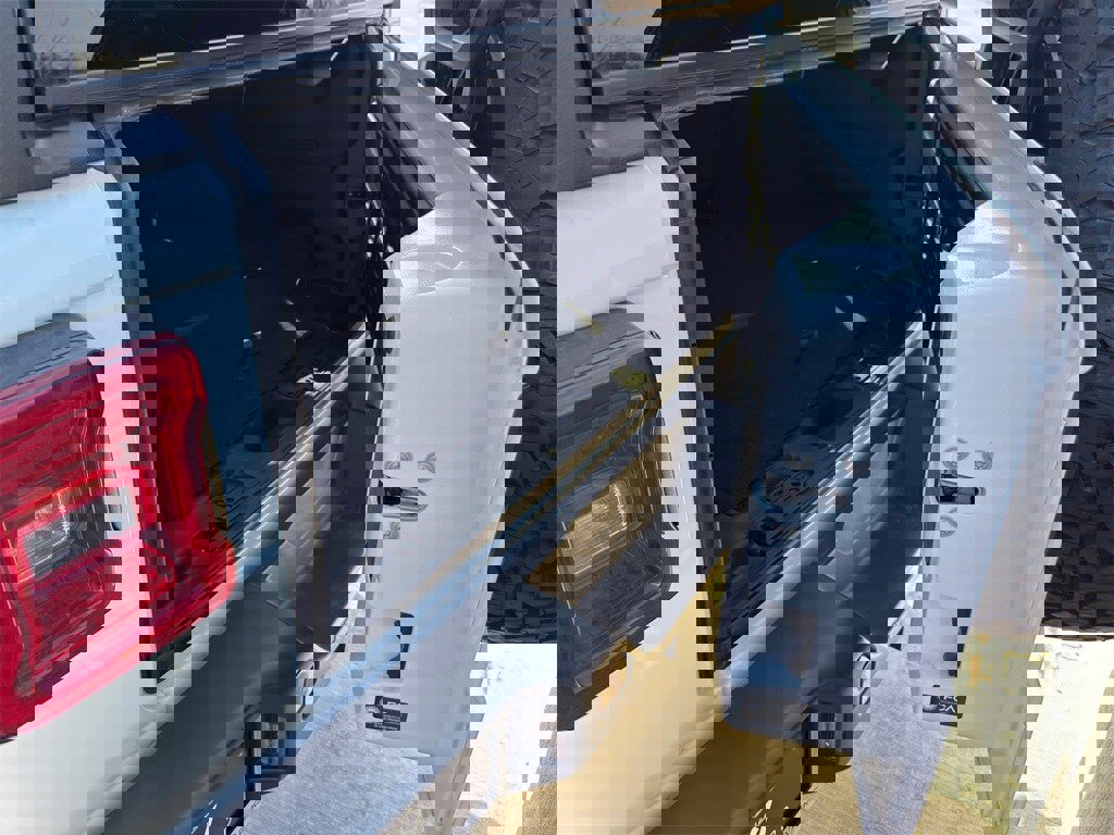 Used 2024 Jeep Wrangler Unlimited Rubicon image 38