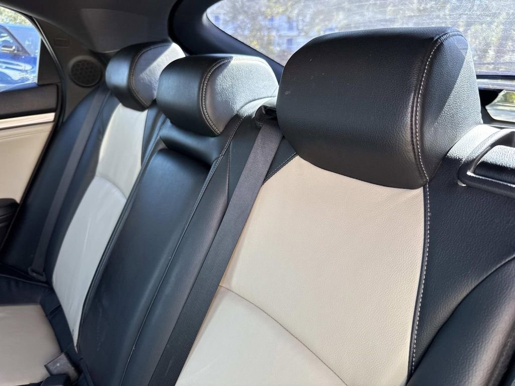 Used 2019 Honda Civic Sport Touring image 15