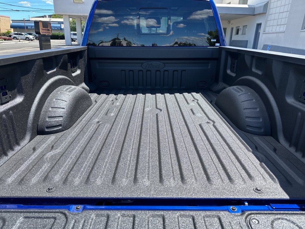 New 2026 Ford F250 Lariat w/ Black Appearance Package AWD/4WD image 6