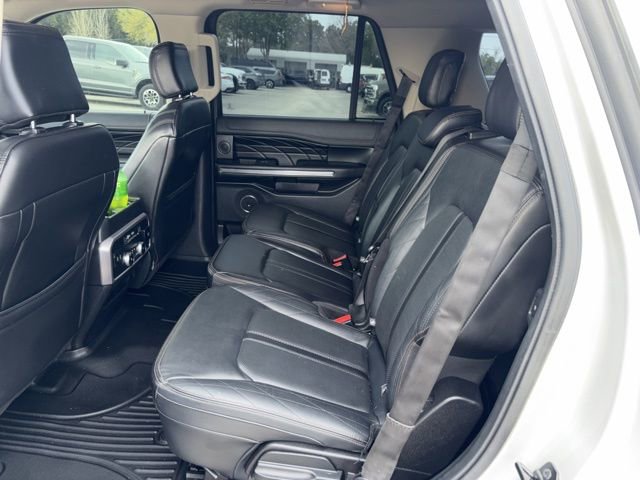 Used 2019 Ford Expedition Platinum image 11