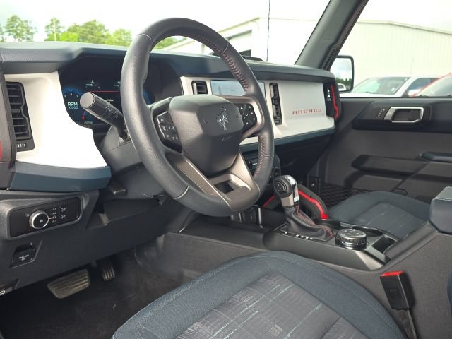 Used 2025 Ford Bronco Heritage Edition AWD/4WD image 27