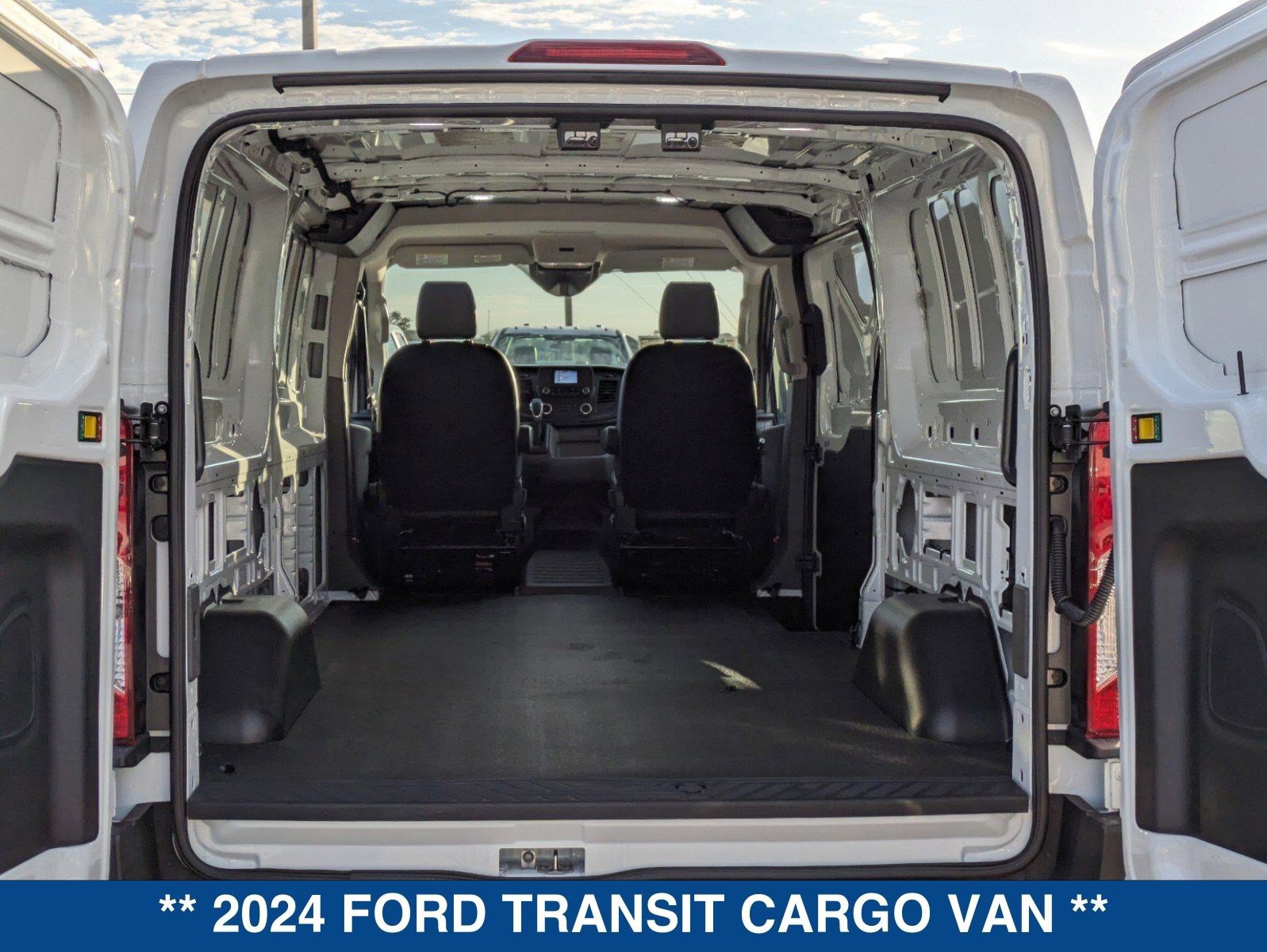 New 2024 Ford Transit 150 Low Roof image 19