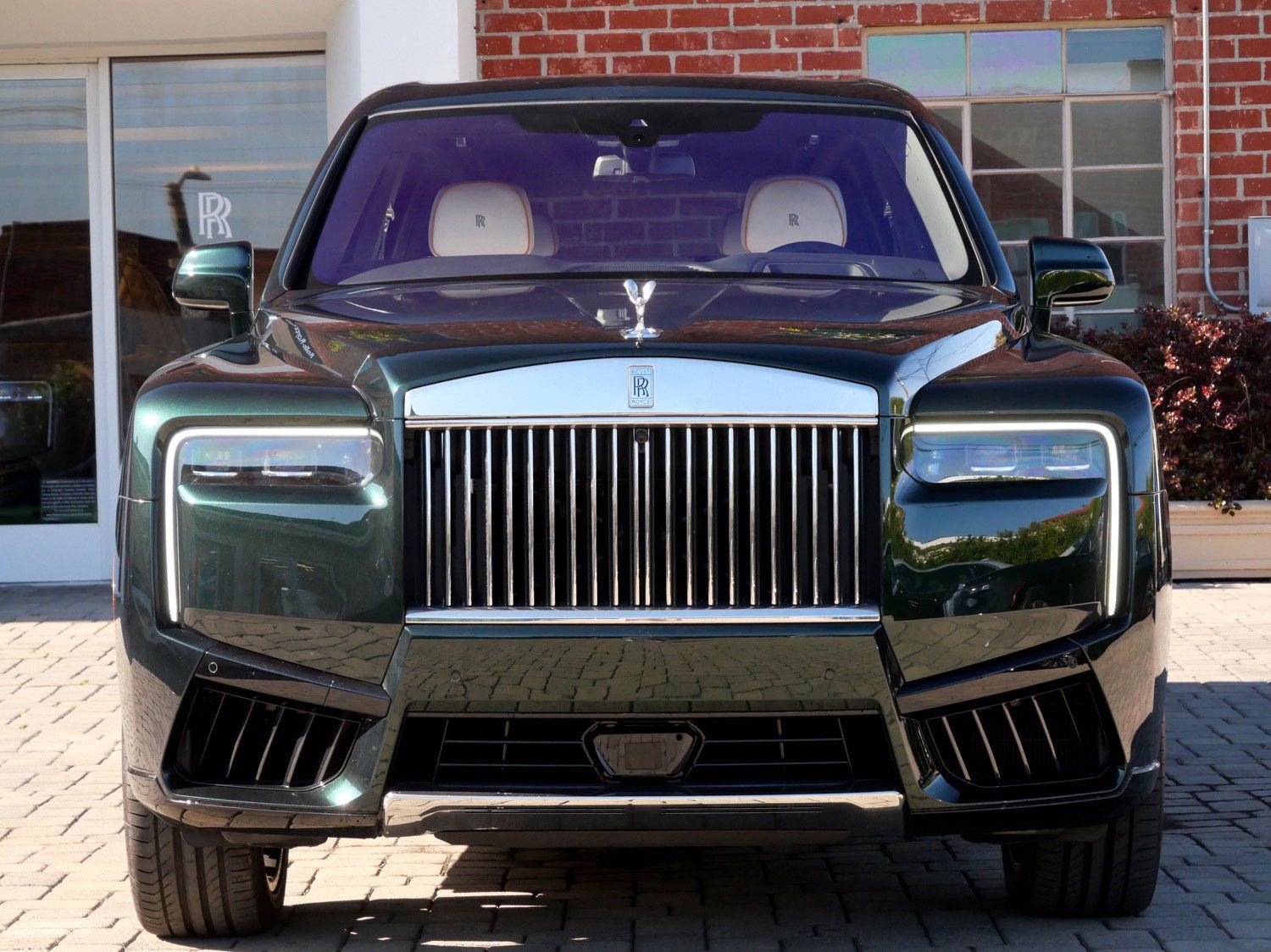 New 2026 Rolls-Royce Cullinan AWD/4WD image 5