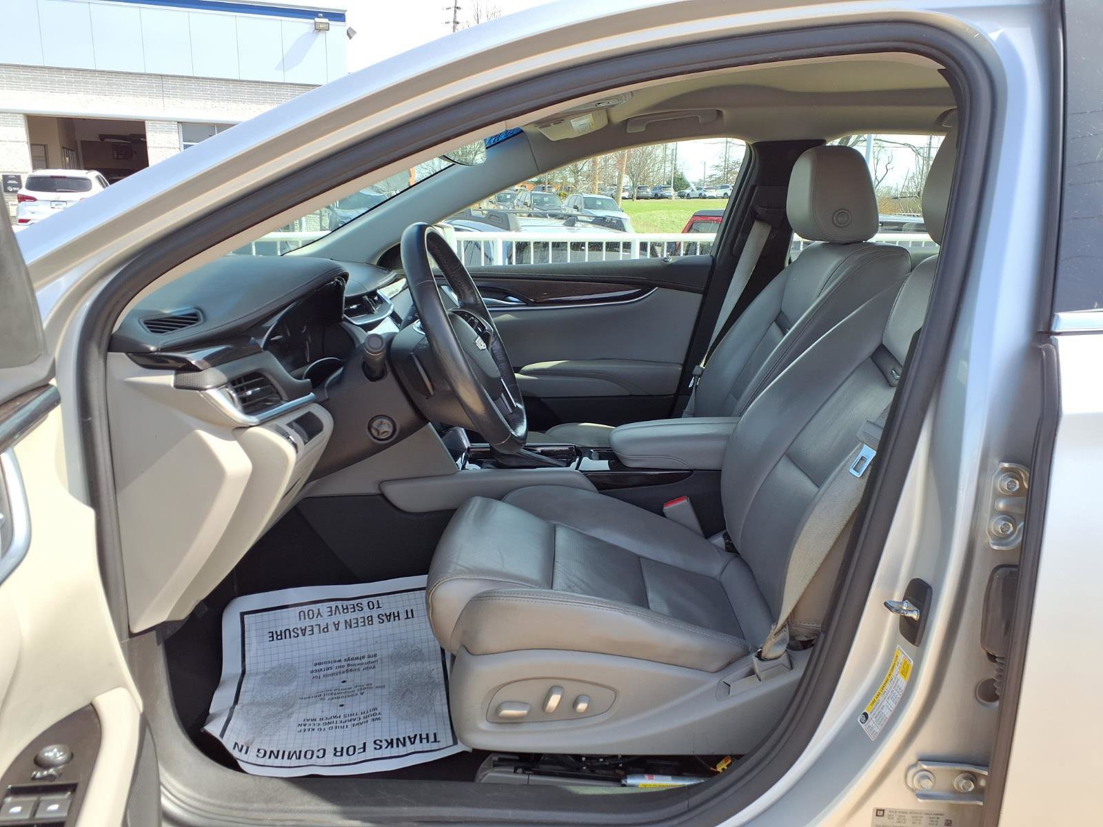 Used 2017 Cadillac XTS Luxury image 23