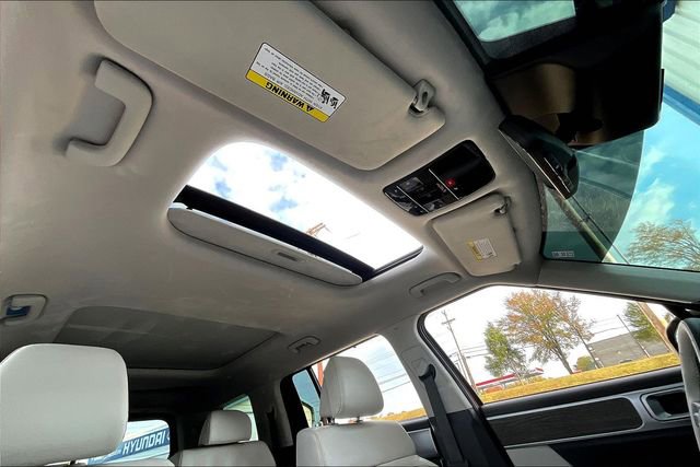 Used 2025 Hyundai Santa Fe Calligraphy image 22