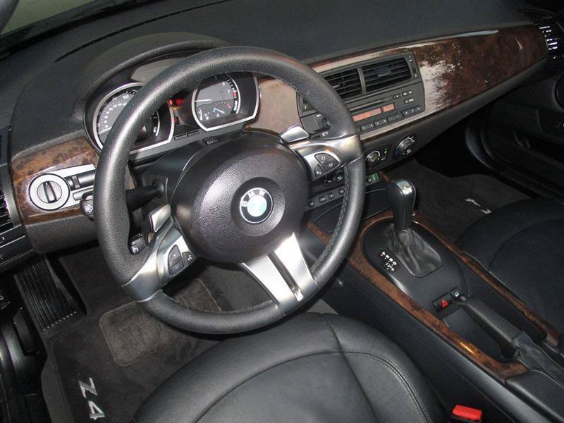 Used 2007 BMW Z4 3.0i RWD image 26