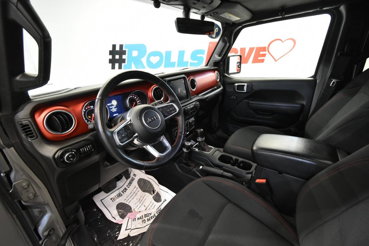 Used 2022 Jeep Gladiator Rubicon w/ LED Lighting Group AWD/4WD image 12