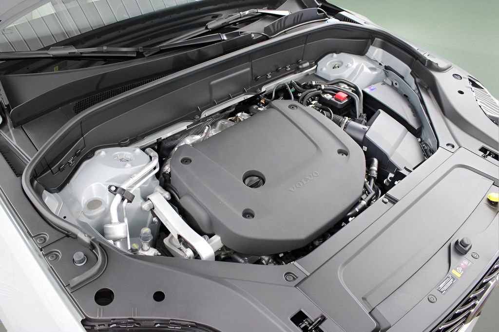 New 2026 Volvo XC90 B6 Ultra w/ Protection Package image 32