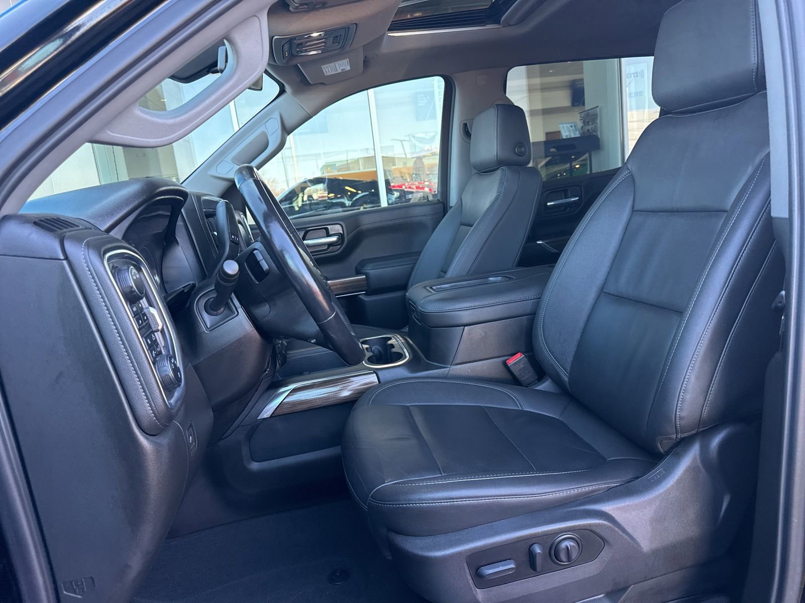 Used 2022 Chevrolet Silverado 1500 LT Trail Boss w/ Convenience Package II image 19