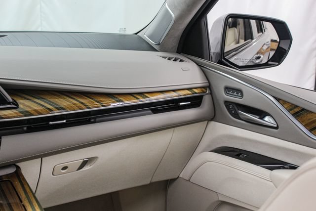Certified 2021 Cadillac Escalade Sport Platinum AWD/4WD image 29