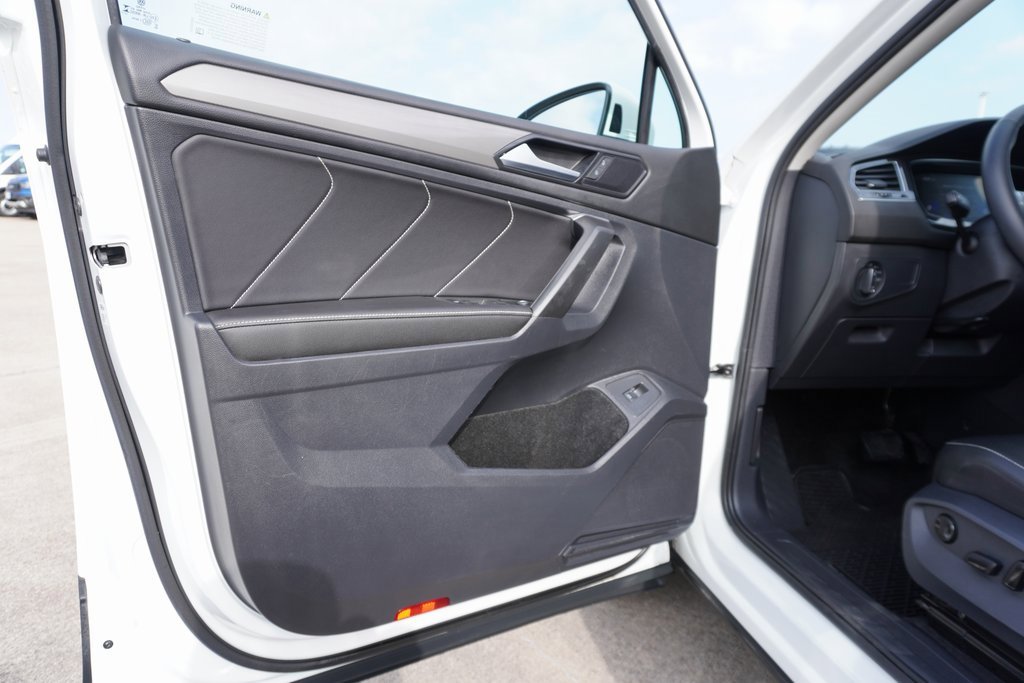 Used 2024 Volkswagen Tiguan Wolfsburg Edition image 8