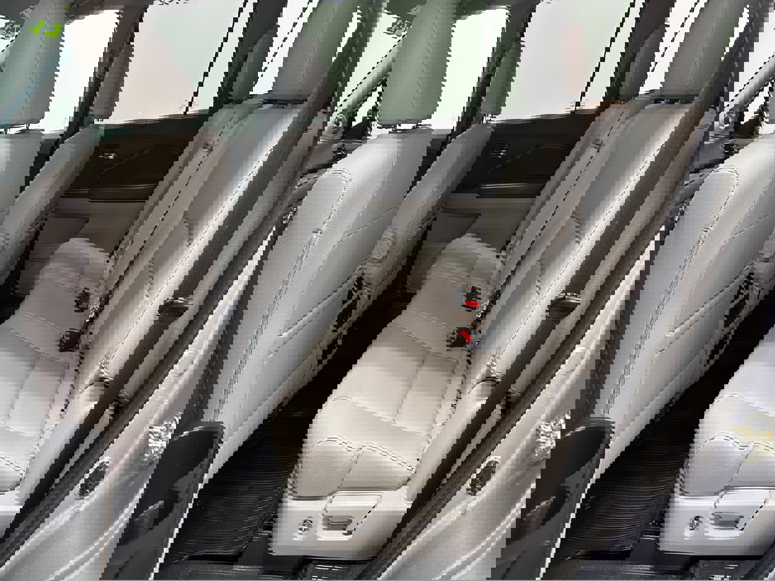 Used 2021 Honda Pilot Special Edition image 12