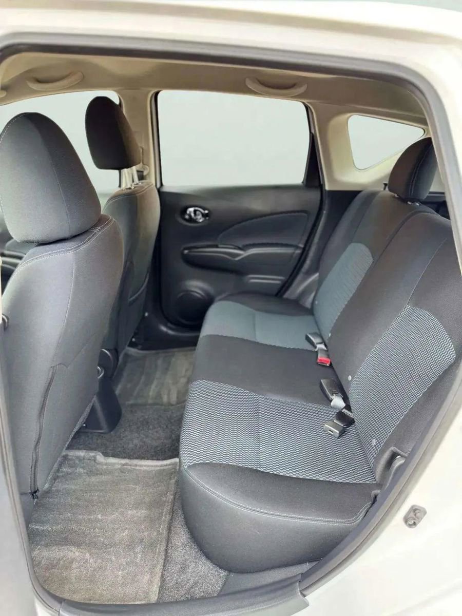 Used 2016 Nissan Versa Note SV image 16