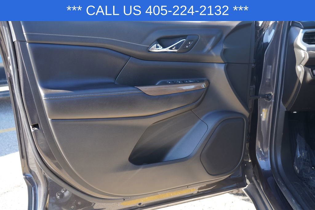 Used 2019 GMC Acadia SLE image 16