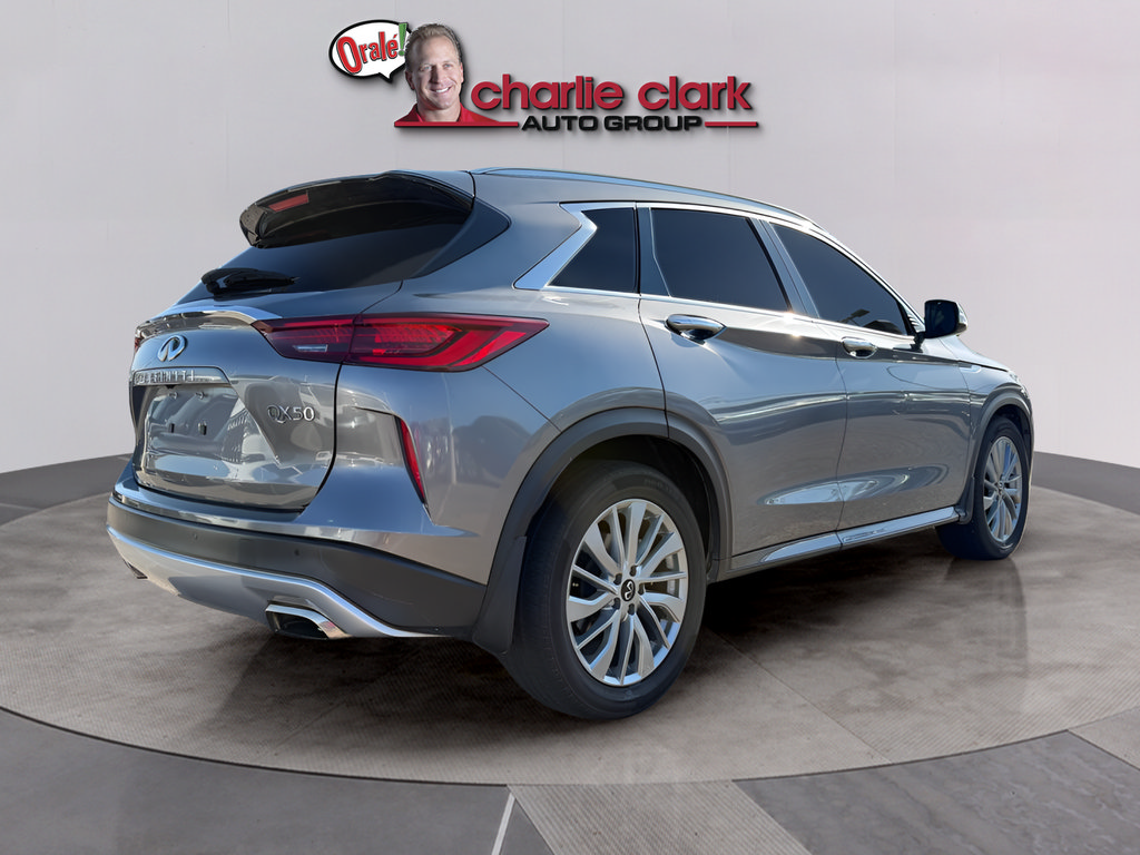 Used 2023 INFINITI QX50 Luxe FWD image 6