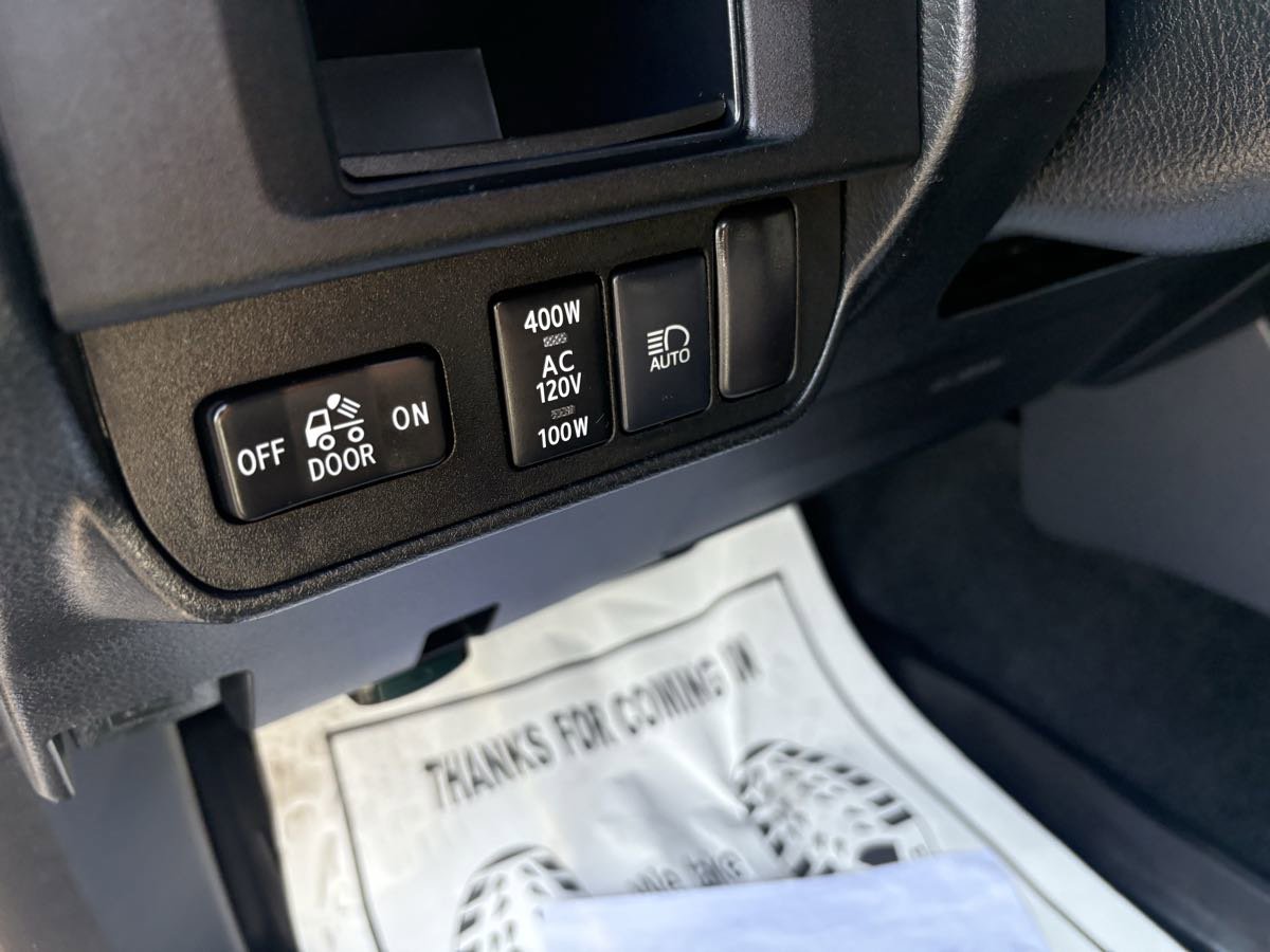 Used 2019 Toyota Tacoma TRD Sport image 28