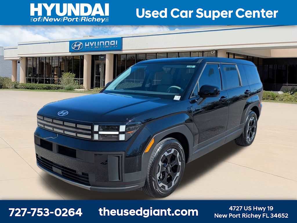 Used 2024 Hyundai Santa Fe SE image 1