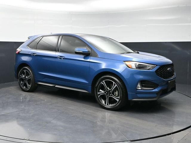 Used 2019 Ford Edge ST w/ Convenience Package image 3