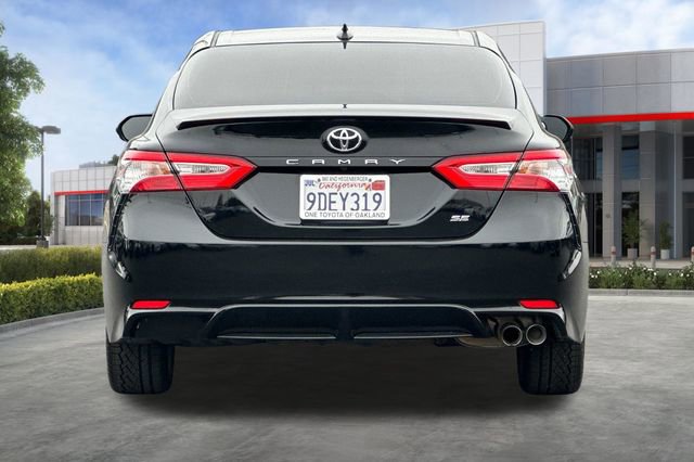 Used 2020 Toyota Camry SE FWD image 5