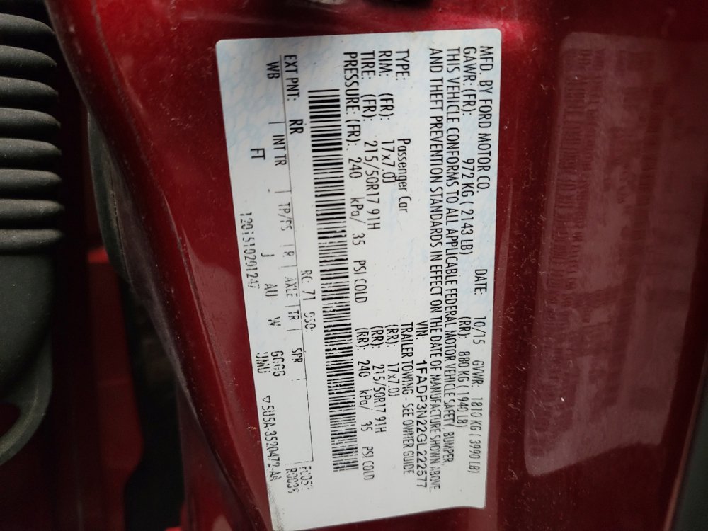 Used 2016 Ford Focus Titanium FWD image 33