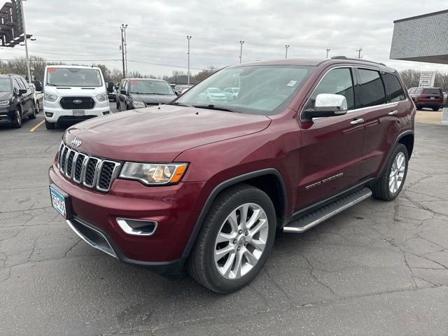 Used 2017 Jeep Grand Cherokee Limited w/ Trailer Tow Group IV AWD/4WD image 4
