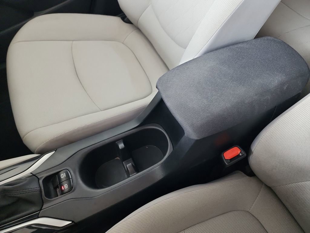 Used 2023 Toyota Corolla Cross LE image 31