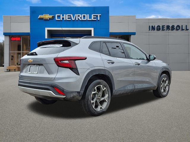 Used 2026 Chevrolet Trax LT w/ Driver Confidence Package FWD image 24