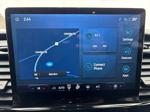 Used 2023 Ford Transit 350 XLT image 32