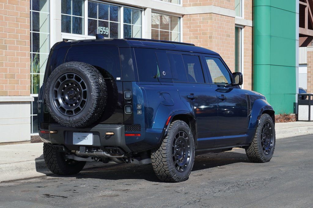 New 2026 Land Rover Defender 110 OCTA AWD/4WD image 8