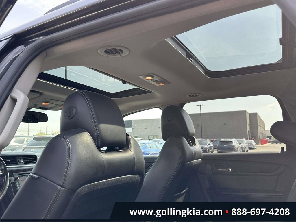 Used 2017 Chevrolet Traverse LT FWD image 14