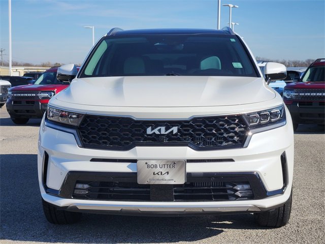Used 2024 Kia Sorento SX Prestige w/ Panoramic Sunroof Package image 2